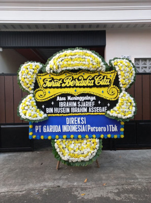 Papan Bunga Duka di Waluran Mandiri